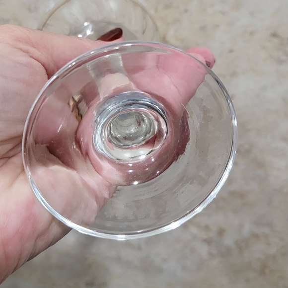 Pasabahce Circle of Art * White Rose Wine Glasses* 8.25oz. - Picture 8 of 12